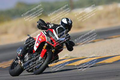 media/Nov-06-2023-Moto Forza (Mon) [[ce023d0744]]/3-Intermediate Group/Session 3 (Turn 16)/